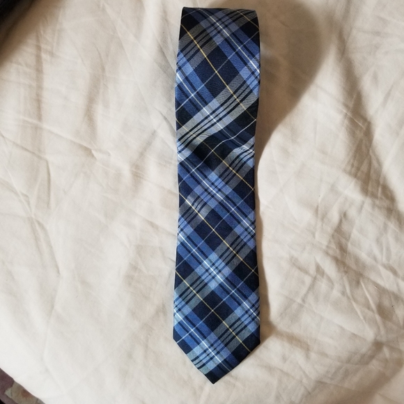 NWT Jos. A. Bank 100% Silk Blue Plaid Tie - Picture 2 of 5